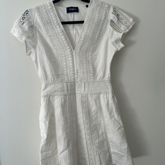 The Kooples White Short embroidered cotton V-neck dres - Picture 1 of 3
